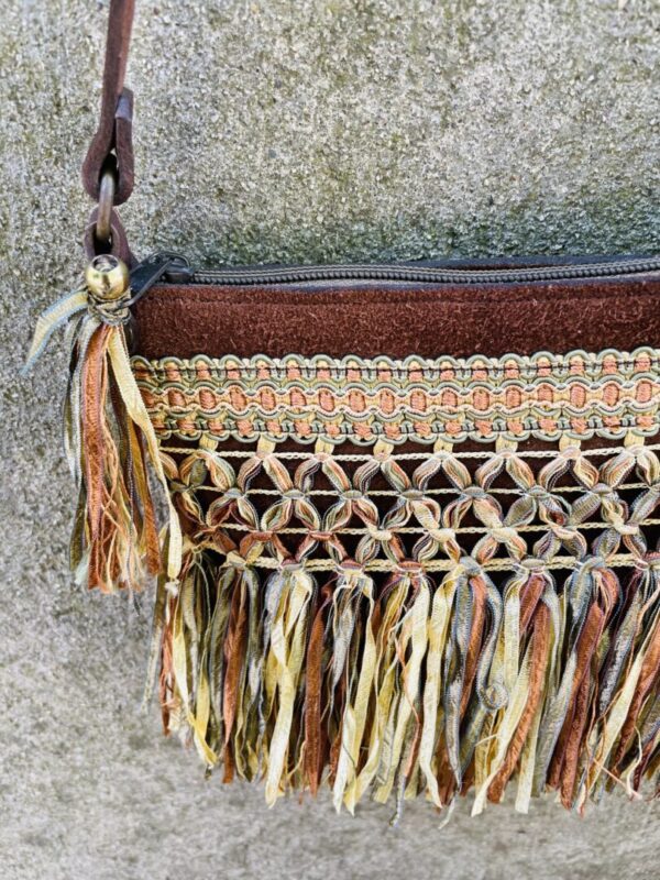 Sac bandoulière en cuir avec frange style bohème – Image 4