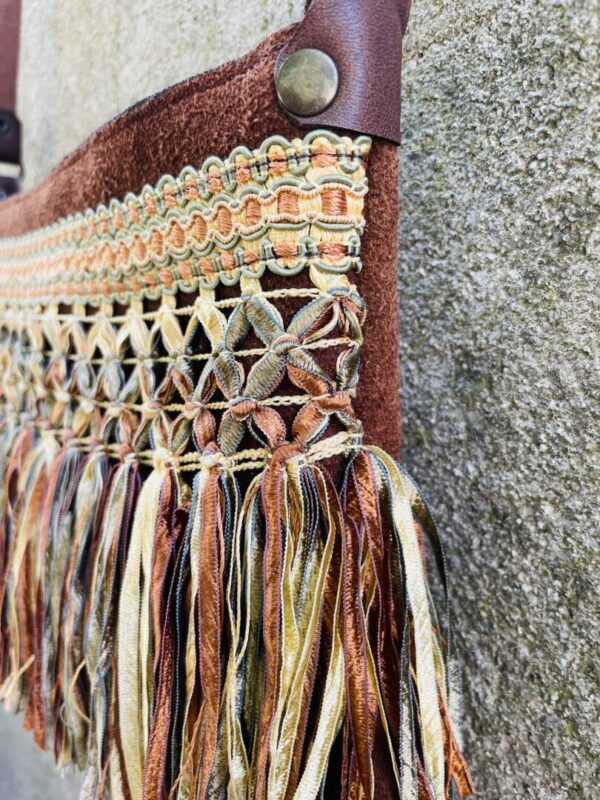 Sac bandoulière en cuir avec frange style bohème – Image 3