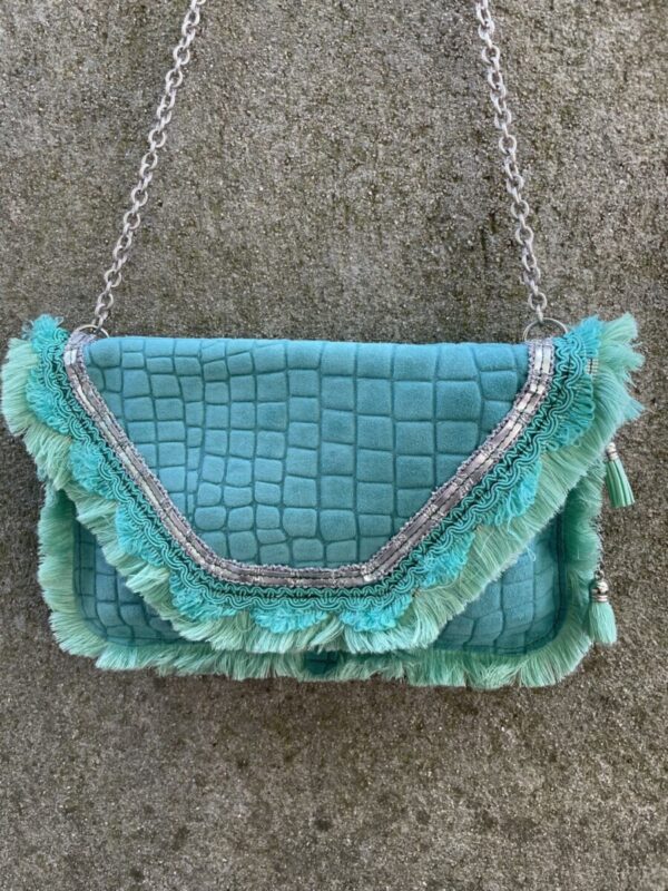 Sac bandoulière en cuir vert d'eau style bohème